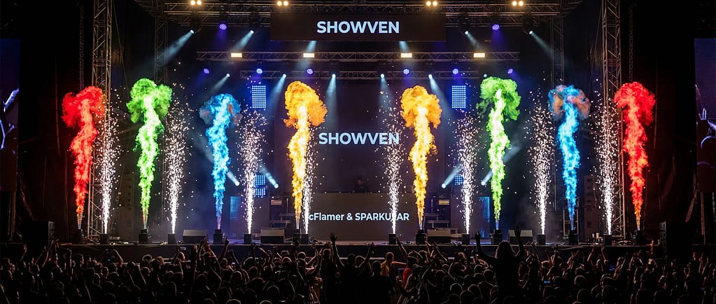 colorflamer-sparkler-vitvalley | 北海道札幌市|サイネージ・映像・音声と配信の会社|株式会社ビットバレー 株式会社ビットバレーが販売するカラーフレーマーとスパークラー。イベントやライブの演出を派手に。