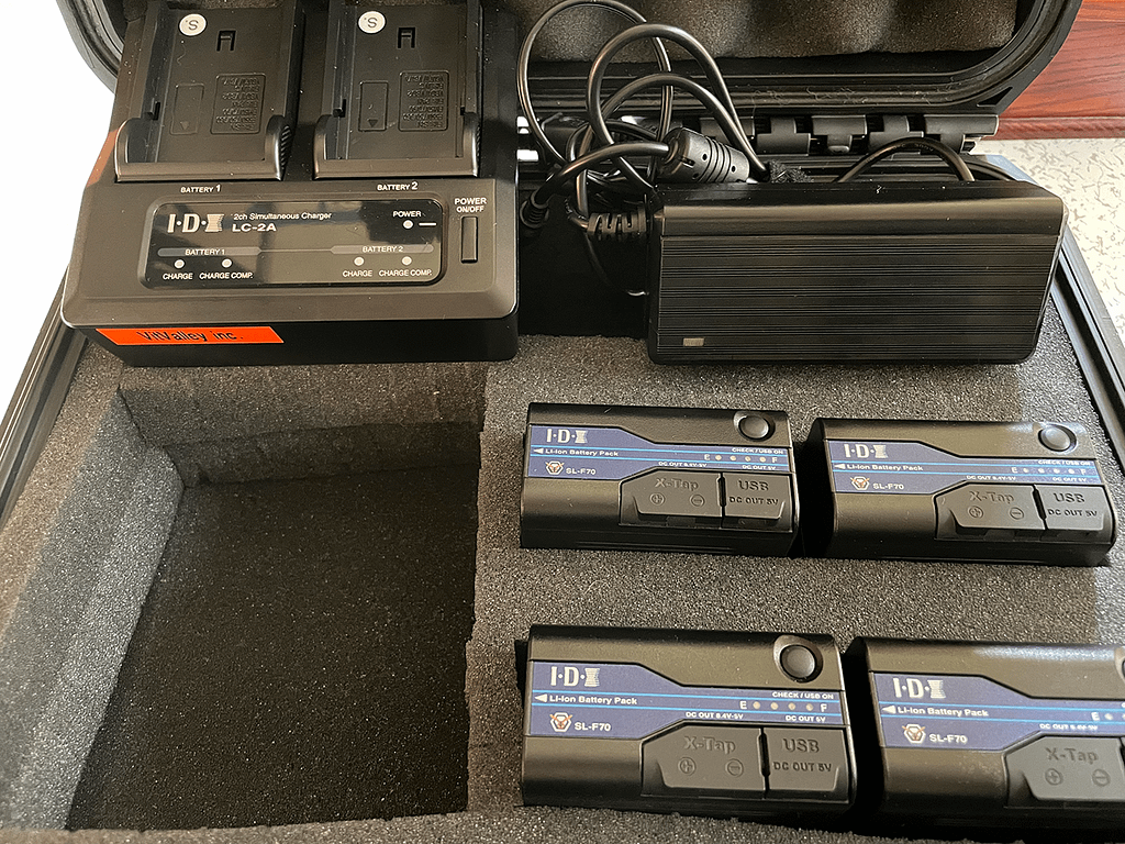 SL-F70 | 北海道札幌市|サイネージ・映像・音声と配信の会社|株式会社ビットバレー バッテリー IDX SL-F70 レンタル|北海道札幌市|株式会社ビットバレー