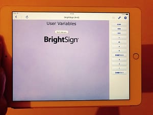 BrightSign iOSリモート